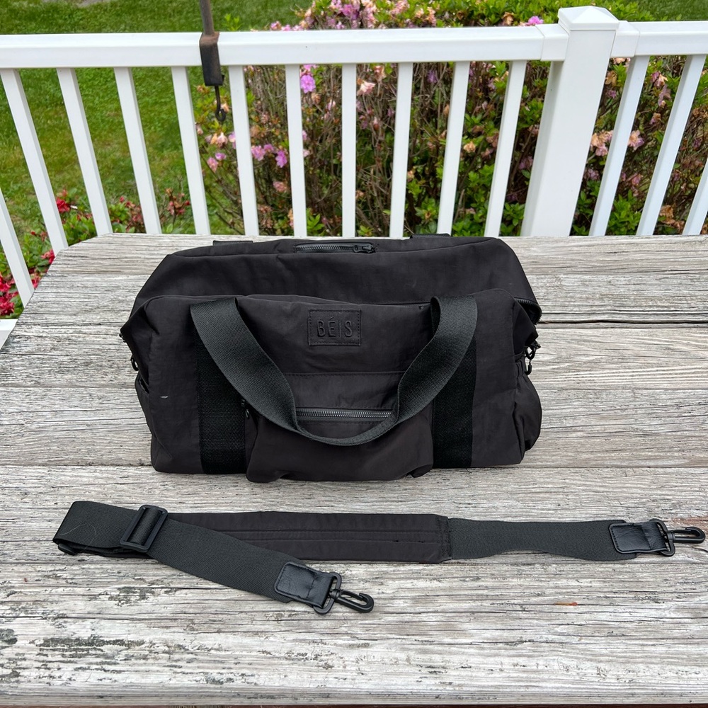 BEIS Sports Duffle Bag - Black (used/sold out)
